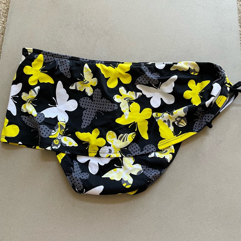 dELiA*s butterfly bikini - Picture 3 of 8